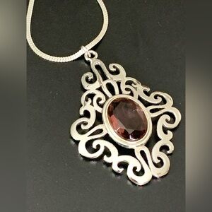 VINTAGE SARAH COVENTRY ROYAL FLAIR 1975 PURPLE STONE PENDANT NECKLACE